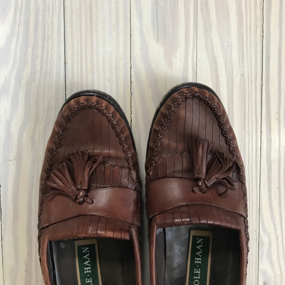 Vintage leather Cole Haan loafers